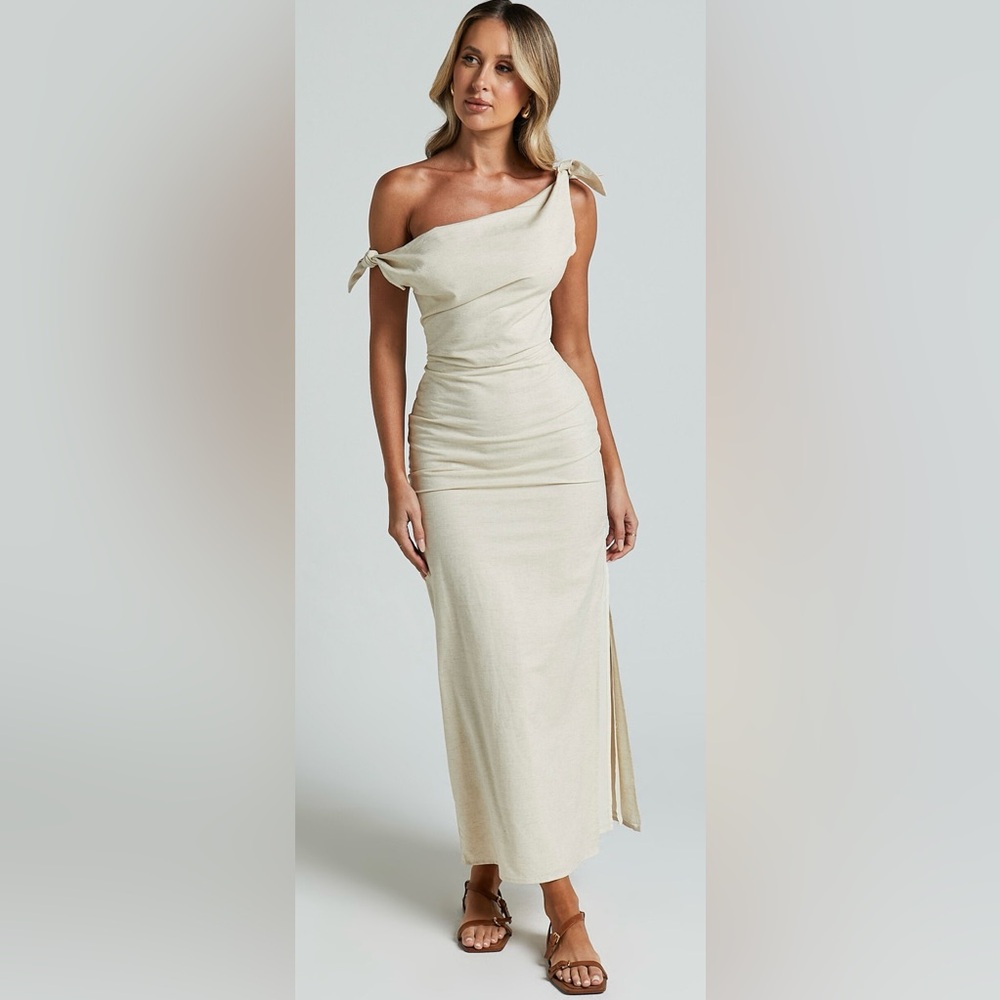 CINCINNATI MIDI DRESS - Off The Shoulder Side Split Dress Beige